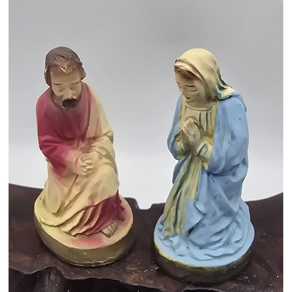 Vintage Mary & Joseph Kneeling Chalkware Nativity Replacement